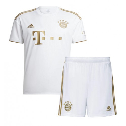 Bayern Munich Benjamin Pavard #5 kläder Barn 2022-23 Bortatröja Kortärmad (+ korta byxor) Bayern Munich Benjamin Pavard #5 kläder Barn 2022-23 Bortatröja Kortärmad (+ korta byxor)